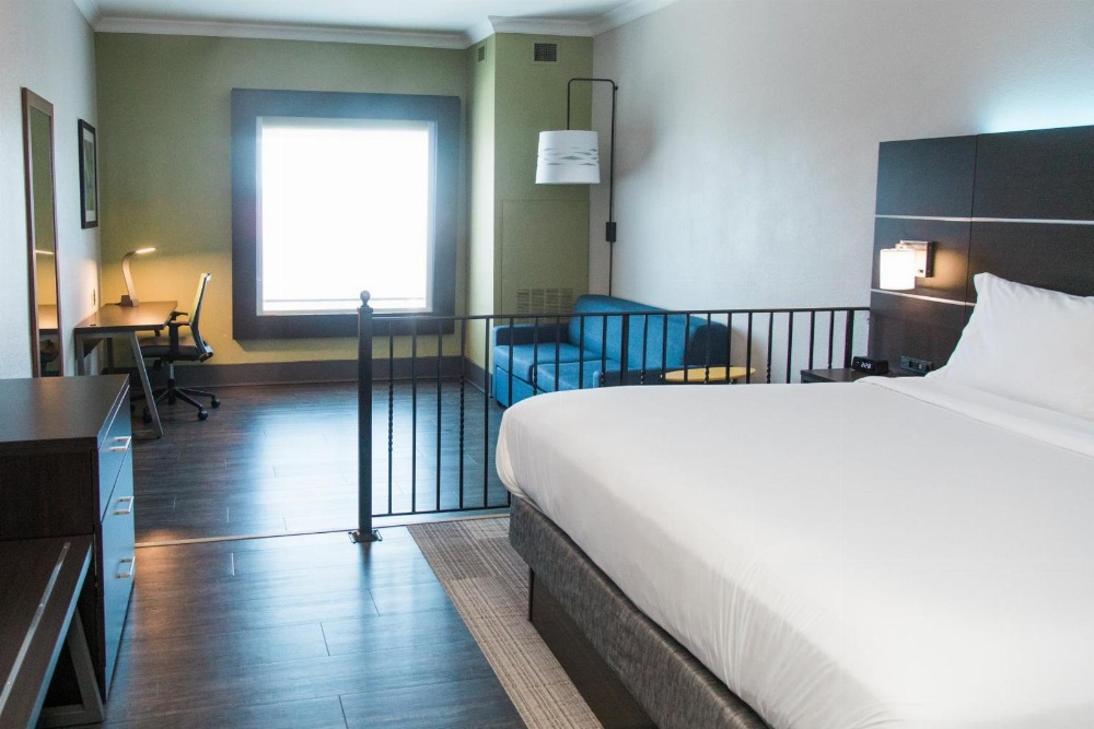 Holiday Inn Express Hotel & Suites Columbia-Fort Jackson