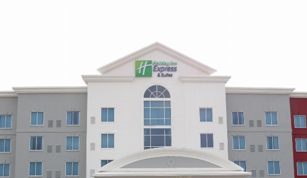 Holiday Inn Express Hotel & Suites Columbia-Fort Jackson image 1
